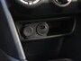 Peugeot 208 Signature 82 pk | 1e Eigenaar | Navigatie | Parkeersensoren achter | Airco | Apple carplay/Android auto