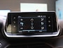 Peugeot 2008 SUV Blue Lease Allure 100 pk | Panoramisch schuifdak | Navigatie | Achteruitrijcamera | Stoelverwarming | Apple Carplay/ Android auto