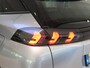 Peugeot 2008 SUV Blue Lease Allure 100 pk | Panoramisch schuifdak | Navigatie | Achteruitrijcamera | Stoelverwarming | Apple Carplay/ Android auto