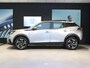 Peugeot 2008 SUV Blue Lease Allure 100 pk | Panoramisch schuifdak | Navigatie | Achteruitrijcamera | Stoelverwarming | Apple Carplay/ Android auto