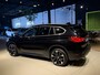 BMW X1 xDrive20i Exe Aut Navi|LED|Cruis|PDC|Carplay Zwart