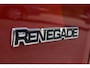 Jeep Renegade 1.4 MultiAir Limited | Climate Control | Cruise Control | Trekhaak | Panoramadak | Achteruitrijcamera | Stoel- en Stuurverwarming |