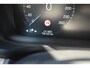 Volvo V60 B4 Automaat R-Design | Harman Kardon Premium Sound | Adaptieve Cruise Control | BLIS | Parkeercamera | Standkachel | Elektrische verstelbare voorstoelen | Stoel-/Stuurwielverwarming | Noodreservewiel | Navigatie |