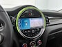MINI Cooper 5-Deurs 1.5 Classic (NL-auto, 1e Eig, Dealer OnderH, Panorama, Carplay, Navi Prof, Sportstoel, ParkeerS, Climate, Etc)