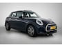 MINI Cooper 5-Deurs 1.5 Classic (NL-auto, 1e Eig, Dealer OnderH, Panorama, Carplay, Navi Prof, Sportstoel, ParkeerS, Climate, Etc)