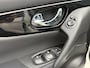Nissan Qashqai 1.3 DIG-T Design Edition | Trekhaak | Panoramadak | 360° Camera | Navigatie