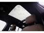 Land Rover Defender 110 P300e 110 Dynamic HSE l Cold Climate pack l Black exterior Pack l Head-UP Display l Elektrische trekhaak l