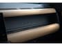 Land Rover Defender 110 P300e 110 Dynamic HSE l Cold Climate pack l Black exterior Pack l Head-UP Display l Elektrische trekhaak l