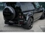 Land Rover Defender 110 P300e 110 Dynamic HSE l Cold Climate pack l Black exterior Pack l Head-UP Display l Elektrische trekhaak l