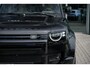 Land Rover Defender 110 P300e 110 Dynamic HSE l Cold Climate pack l Black exterior Pack l Head-UP Display l Elektrische trekhaak l