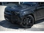 Land Rover Defender 110 P300e 110 Dynamic HSE l Cold Climate pack l Black exterior Pack l Head-UP Display l Elektrische trekhaak l