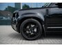 Land Rover Defender 110 P300e 110 Dynamic HSE l Cold Climate pack l Black exterior Pack l Head-UP Display l Elektrische trekhaak l