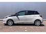 Toyota Yaris 1.5 Hybrid Volcano Edition Handbediening - Handgas en remmen!
