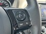 Toyota Yaris 1.0 VVT-i Connect | Dealer Onderhouden | Airco | Camera | Lm Velgen