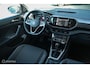 Volkswagen T-Cross 1.0 TSI R-Line | Camera | ACC | Trekhaak | Stoelverwarming | CarPlay | LED | All Seasons | Virtual dash | 18 Inch | Limestone Grey