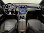 Mercedes-Benz C-klasse 180 AMG Line | Dodehoek detectie | Lederen stoelen | Stoelverwarming
