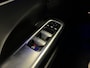 Mercedes-Benz C-klasse 180 AMG Line | Dodehoek detectie | Lederen stoelen | Stoelverwarming