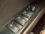 Toyota Camry 2.5 Hybrid Active Camera | Elektrische Stoel | Adaptieve Cruise | Climate | Bluetooth | 17" Lichtmetaal | Parkeersensoren | Achteruitrijcamera | Airco (automatisch) | Cruise control adaptief met Stop&Go
