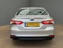 Toyota Camry 2.5 Hybrid Active Camera | Elektrische Stoel | Adaptieve Cruise | Climate | Bluetooth | 17" Lichtmetaal | Parkeersensoren | Achteruitrijcamera | Airco (automatisch) | Cruise control adaptief met Stop&Go