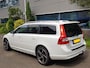 Volvo V70 2.5T Aut R Design Leder 18" Trekhaak Xenon