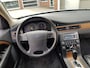 Volvo V70 2.5T Aut R Design Leder 18" Trekhaak Xenon