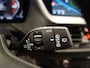 BMW 1-Serie 118i M-Sport Automaat Digitale Cockpit Climate control Stoel verwarming LED Sfeer verlichting Lichtmetalen velgen Navigatie Apple carplay/ Android auto Parkeersensoren
