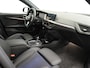 BMW 1-Serie 118i M-Sport Automaat Digitale Cockpit Climate control Stoel verwarming LED Sfeer verlichting Lichtmetalen velgen Navigatie Apple carplay/ Android auto Parkeersensoren