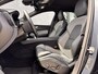 Volvo XC60 B5 R-Design Aut. | 360° Camera | Parkeersensoren | Navigatie | Apple Carplay | Android Auto | Keyless Entry | Elektrische Achterklep | Cruise Control Adaptief | BLIS | Nappa lederen bekleding |