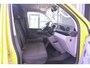 Volkswagen Transporter 2.0 TDI 110 pk L2H1 Airco, Apple Carplay, Camera, Cruise Control, Laadruimte Pakket, PDC V+A, 3-Zits