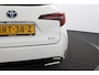 Toyota Corolla Touring Sports Hybrid 140 Dynamic | Stoelverwarming | Parkeersensoren | Leder - Stof bekleding |
