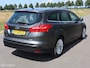 Ford Focus Wagon 125 PK H6 Titanium Facelift|Navi|Parkassist|Clima|Chroom|PDC V+A|17"LMV