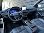 Ford Focus Wagon 1.5 150 PK Automaat ST Line X | TREKHAAK| LEDER| STUUR, STOEL EN VOORRUITVERWARMING| NAVIGATIE + APPLE CARPLAY/ANDROID AUTO| CAMERA + PARKEERSENSOREN| ELEK. KOFFERKLEP| DRAADLOZE TELEFOONLADER| DAB|