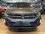 Volkswagen T-Roc 1.5 TSI R-Line DSG |Ergo bestuurderstoel|Stoelverwarming|NAVI&CARPLAY|TREKHAAK|IQ LED|CLIMA|