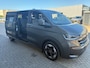Volkswagen Transporter Caravelle 2.5 L2H1 eHybrid Style