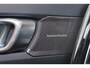Volvo EC40 Single Motor Extended Range Plus 82 kWh - Intellisafe Assist/Surround - Panoramadak - LED-koplampen - Allseason-banden - Verwambare voorstoelen - Verwarmbaar stuurwiel - Getint glas