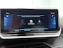 Peugeot e-2008 EV 136pk Allure Pack 50 kWh Automaat | 1ste Eigenaar | Navigatie | Climate Control | Cruise Control | 17"LMV | LED | Camera |