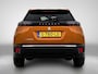 Peugeot e-2008 EV 136pk Allure Pack 50 kWh Automaat | 1ste Eigenaar | Navigatie | Climate Control | Cruise Control | 17"LMV | LED | Camera |