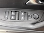 Peugeot e-2008 EV 136pk Allure Pack 50 kWh Automaat | 1ste Eigenaar | Navigatie | Climate Control | Cruise Control | 17"LMV | LED | Camera |
