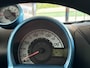 Peugeot 107 1.0-12V Urban Move -5DRS.-AIRCO-DAB+-APPLE CARPLAY/ANDROID AUTO-ORIGINEEL NEDERLANDS-74.400 KM'S!