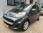 Peugeot 107 1.0-12V Urban Move -5DRS.-AIRCO-DAB+-APPLE CARPLAY/ANDROID AUTO-ORIGINEEL NEDERLANDS-74.400 KM'S!