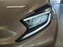 Toyota Aygo X 1.0 VVT-i MT Premium | Dealer onderhouden | JBL | Parkeersensoren | Stoelverwarming | Draadloze telefoonlader | Keyless Entry/Start |