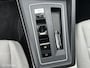 Volkswagen Golf 1.0 eTSI Life Business
