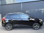 Hyundai ix35 1.6i GDI i-Vision Airco - Achteruitrijcamera - Navigatiesysteem - Cruise control - Parkeersensor achter - Licht metalen velgen 17 inch - Stoelverwarming - Mistlampen - Radio - Bluetooth - Dakrails - Elektrische ramen - Extra getint glas achter - Stuur multifunctioneel - Nieuwe APK keuring tot juni 2027