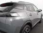 Peugeot 2008 1.2 PureTech 130pk Automaat Allure Navigatie Apple Carplay/Android Auto 360 camera Parkeersensoren Blind Spot Assist Adaptieve Cruise Control Stoelverwarming Getinte ramen Climate Control