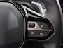 Peugeot 2008 1.2 PureTech 130pk Automaat Allure Navigatie Apple Carplay/Android Auto 360 camera Parkeersensoren Blind Spot Assist Adaptieve Cruise Control Stoelverwarming Getinte ramen Climate Control