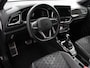 Volkswagen T-Roc 1.5 TSI DSG R-Line Climate control Adaptieve cruise control LED Navigatie Achteruitrijcamera Parkeersensoren Apple Carplay Android Auto Radio