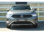 Volkswagen T-Roc 1.0 TSI 115pk Life | Allseasonbanden | Climatronic | Apple CarPlay & Android Auto