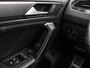 Volkswagen Tiguan 1.4 TSI 245pk DSG eHybrid R-Line Business · 360 Camera · Inklap. Trekhaak · Head-Up Display · Dodehoeksensor · Parkeer assistent · Stuur- & Stoelverwarming ·