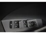 Volkswagen T-Cross 1.0 TSI Life + | Apple Carplay/Android Auto| Navigatie|Parkeersensoren Voor en Achter|Trekhaak|