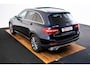 Mercedes-Benz GLC 300 4MATIC Exclusive exterieur - Trekhaak - Panoramadak - Zitcomfortpakket voor - Interieurverlichtingspakket - Garmin Map Pilot - Spoorpakket - Parkeerpakket - Easy Pack-achterklep -